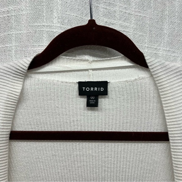 Torrid White Cardigan - Plus Size 00 - Picture 6 of 10